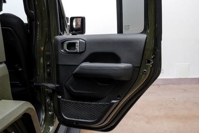 Used 2024 Jeep Wrangler Unlimited Rubicon 392 image 92