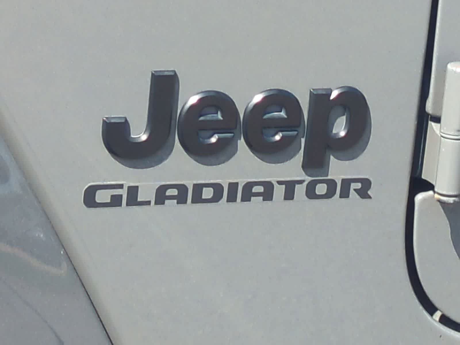 Used 2021 Jeep Gladiator Sport AWD/4WD image 13