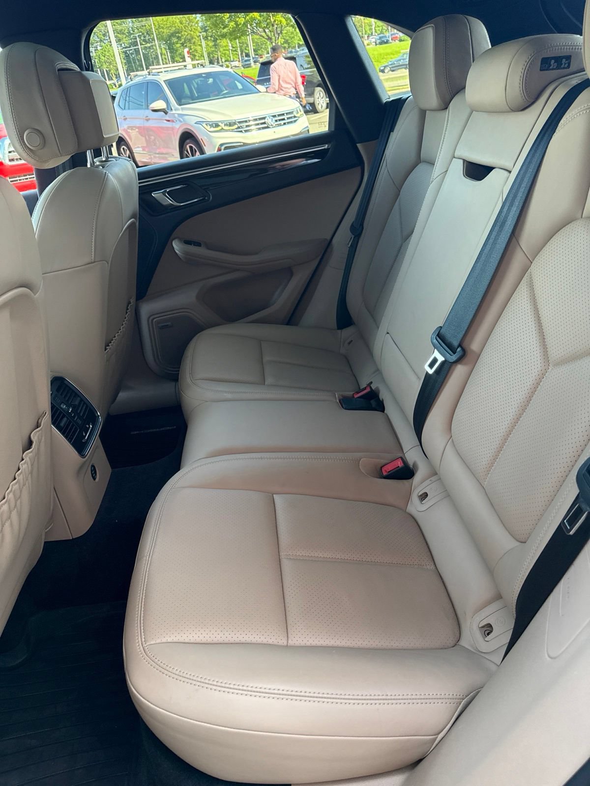 Used 2019 Porsche Macan S AWD/4WD image 17