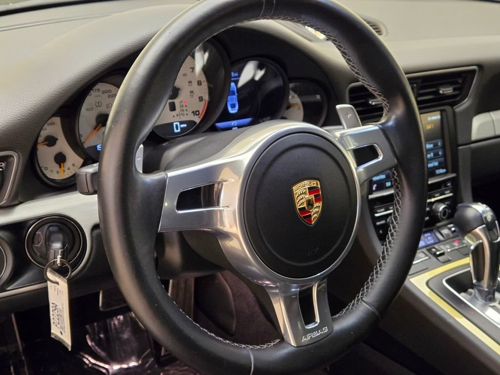 Used 2015 Porsche 911 GT3 RWD image 32