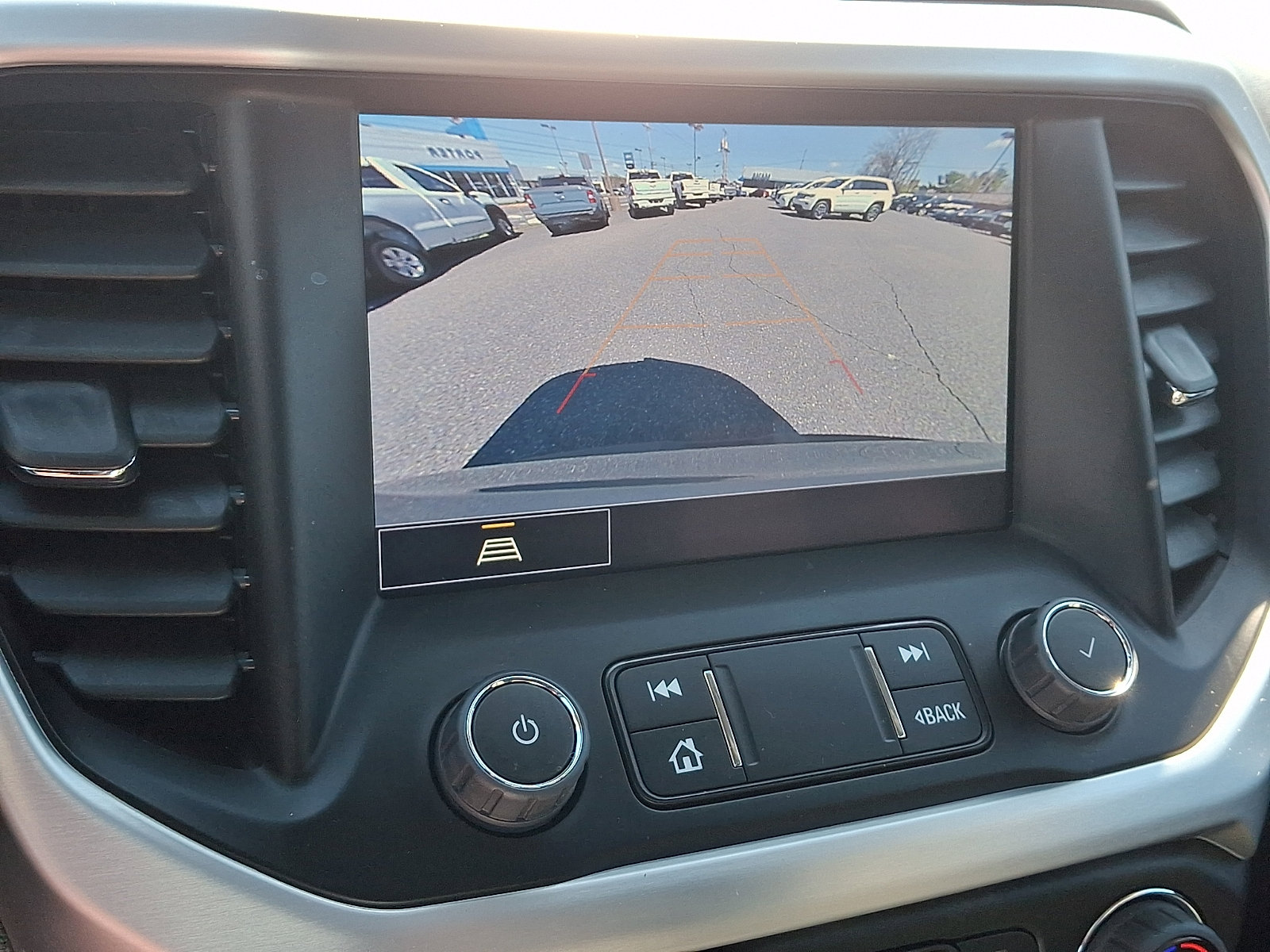 Used 2023 GMC Acadia SLT w/ Elevation Edition image 19