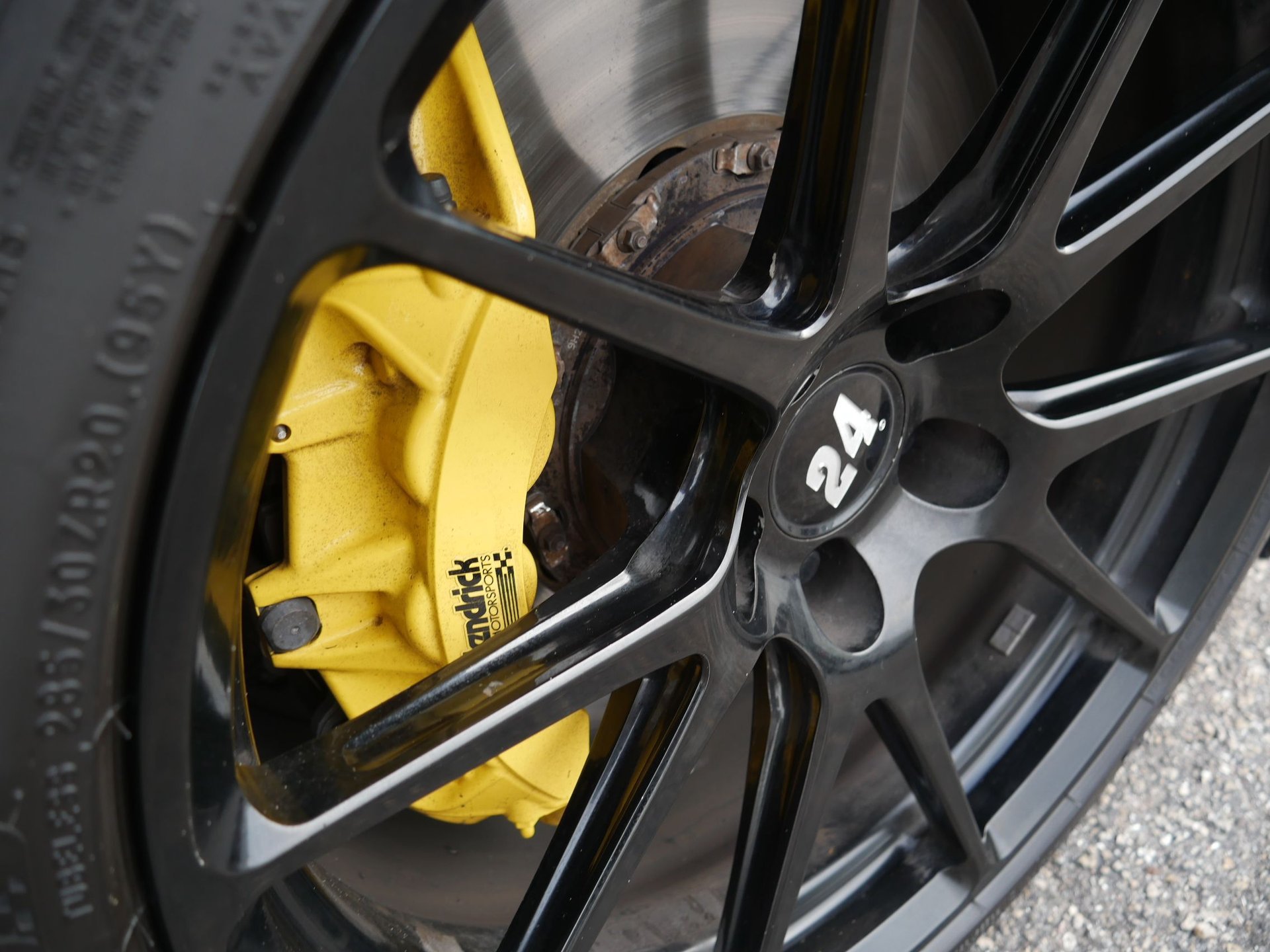Used 2020 Chevrolet Camaro ZL1 RWD image 51