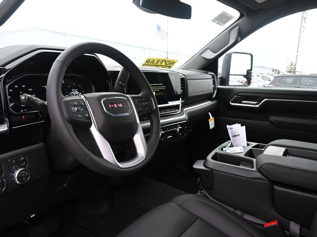 New 2026 GMC Sierra 3500 SLT image 18