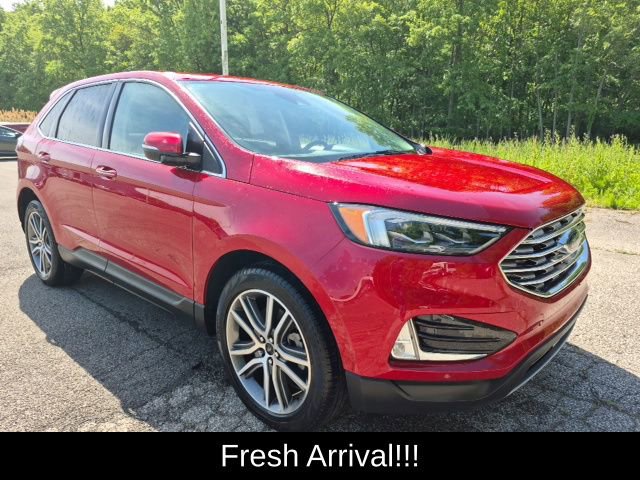Used 2024 Ford Edge Titanium w/ Equipment Group 301A AWD/4WD image 2