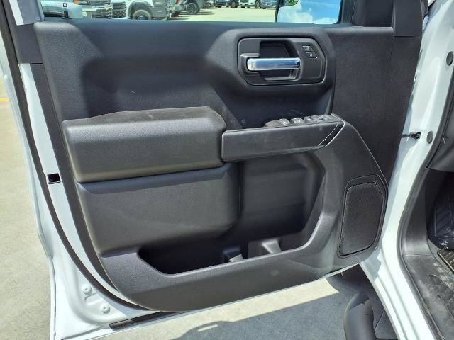 New 2026 Chevrolet Silverado 1500 Custom w/ Turbomax Blackout Package AWD/4WD image 13