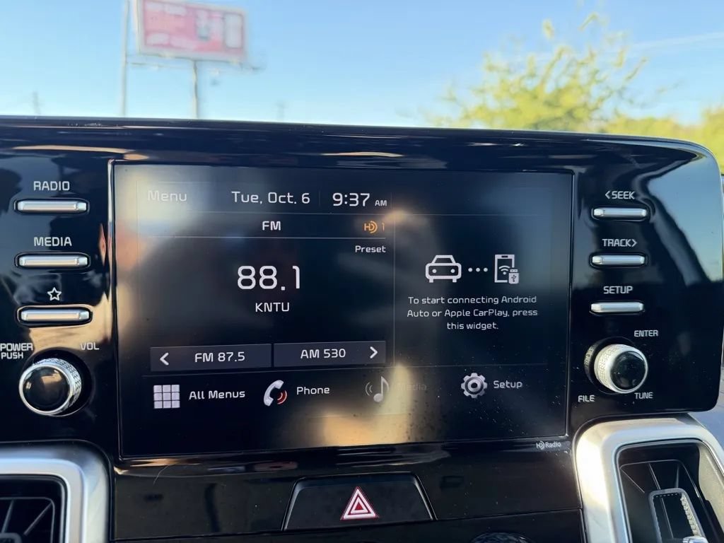 Used 2021 Kia Sorento LX FWD image 16