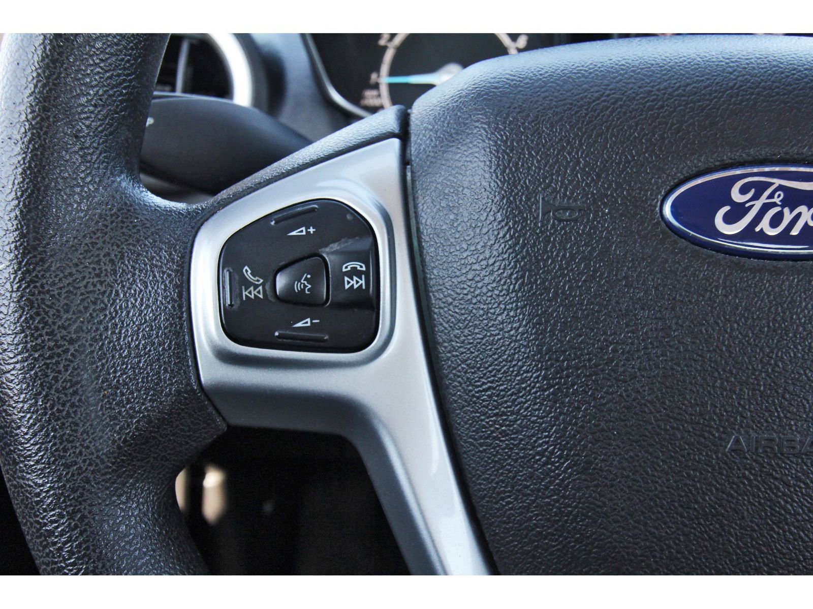 Used 2019 Ford Fiesta SE image 18