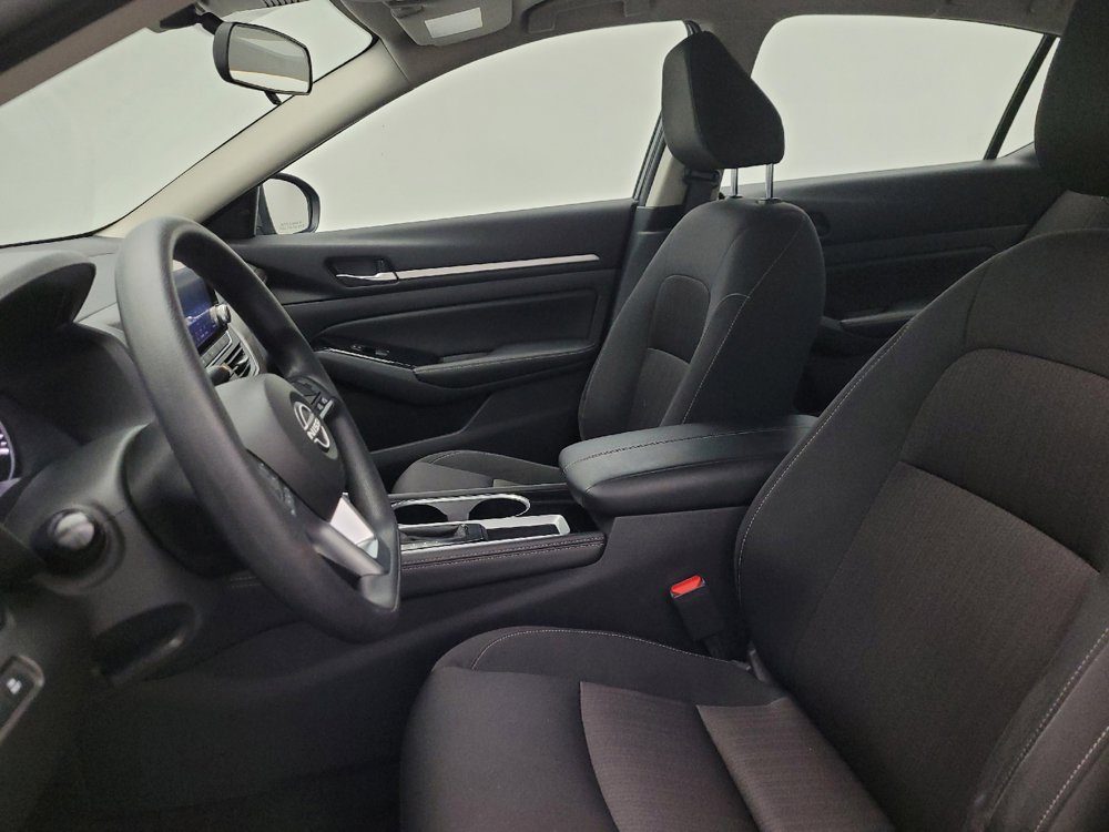 Used 2023 Nissan Altima 2.5 SV FWD image 17