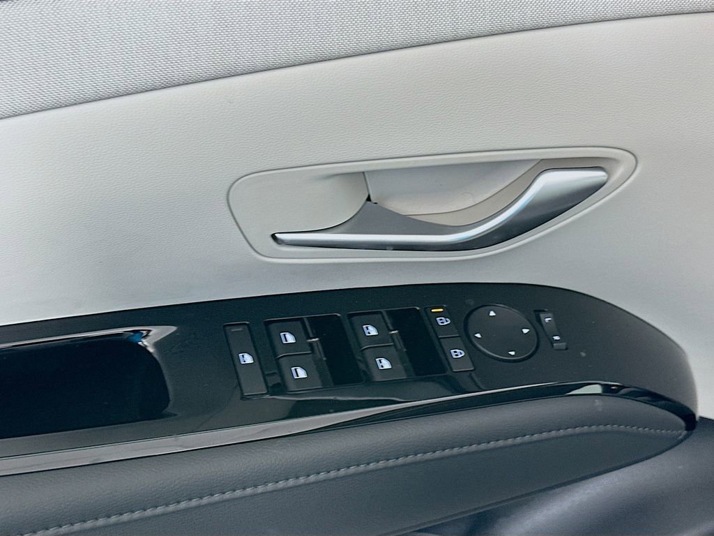 New 2026 Hyundai Tucson Limited image 20