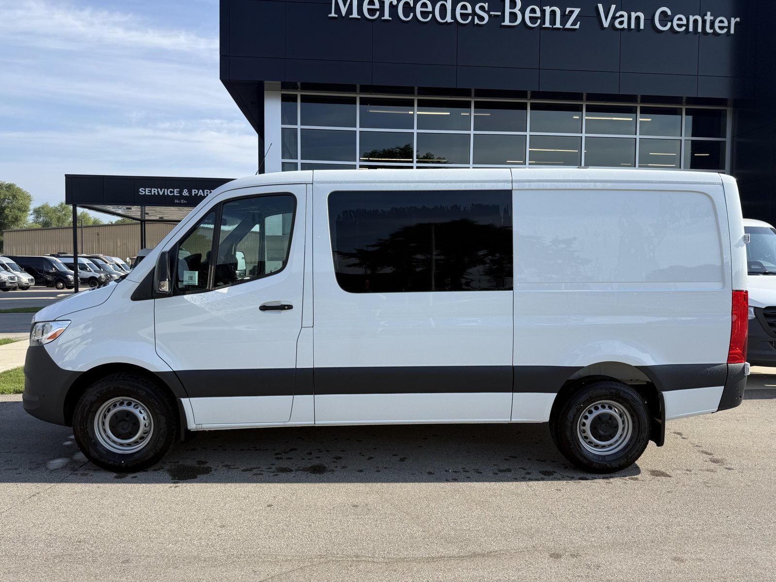 New 2026 Mercedes-Benz Sprinter 2500 image 2