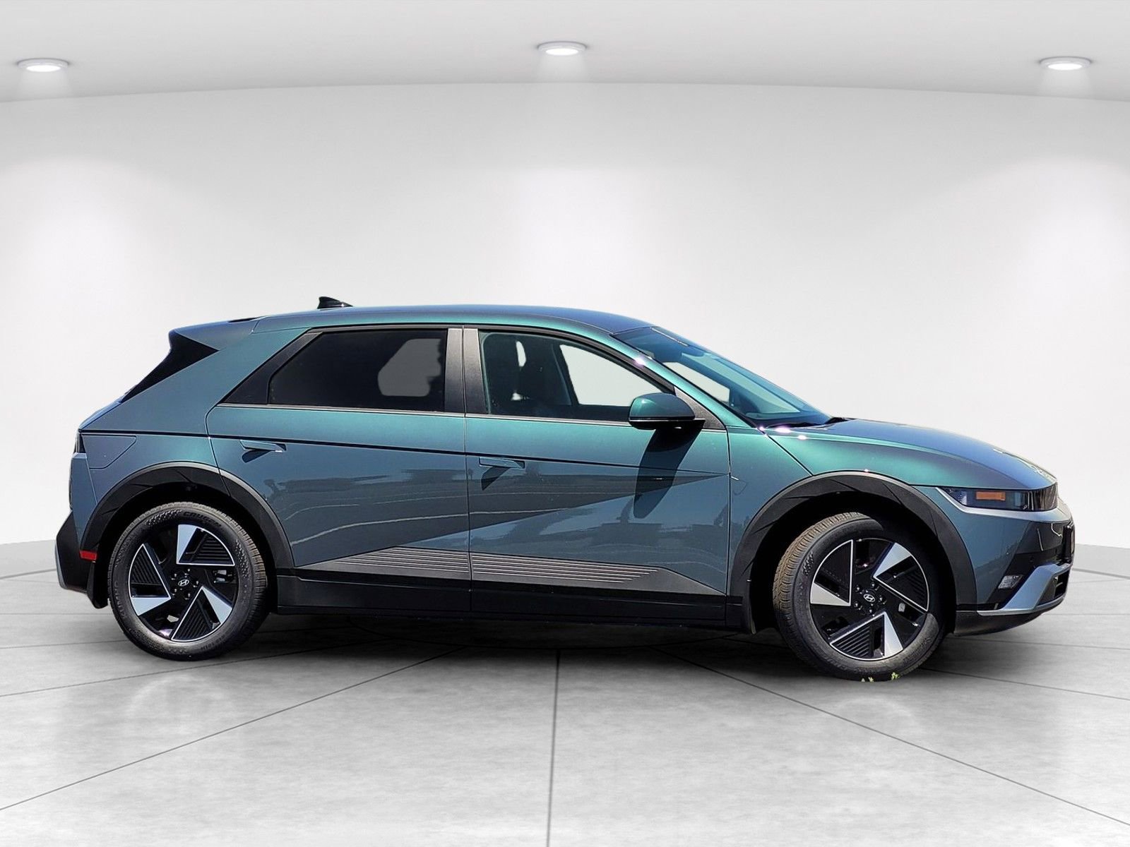 New 2026 Hyundai Ioniq 5 SEL RWD image 8