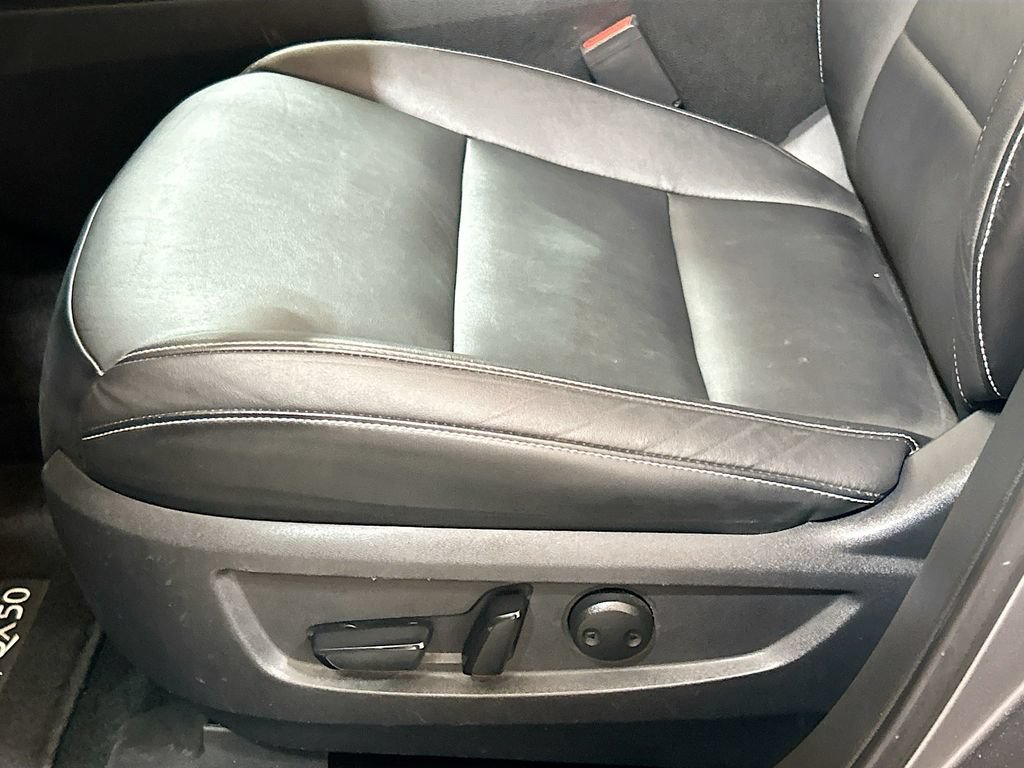 Used 2021 INFINITI QX50 Luxe FWD image 16