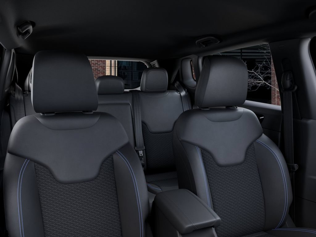 New 2026 Jeep Compass Latitude AWD/4WD image 26