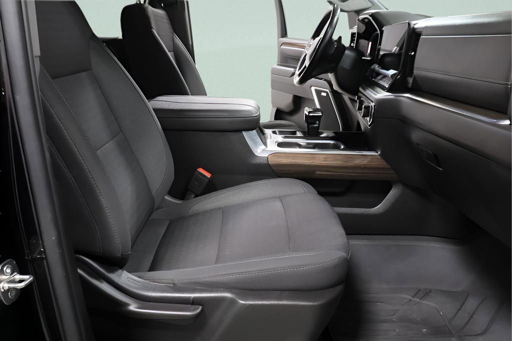 Used 2023 Chevrolet Silverado 1500 RST w/ Convenience Package II image 25