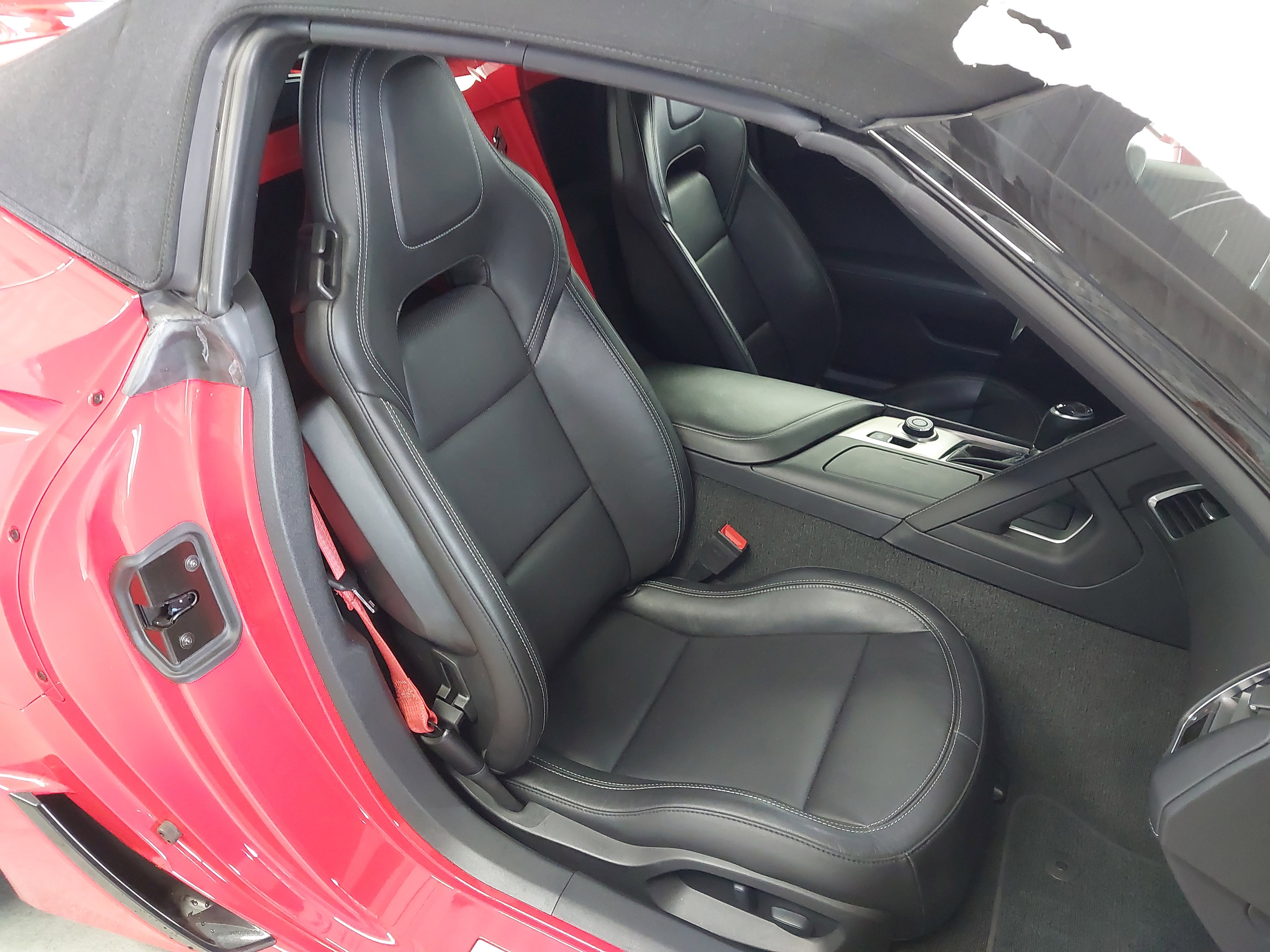 Used 2019 Chevrolet Corvette Grand Sport w/ Carbon Flash Badge Package image 27