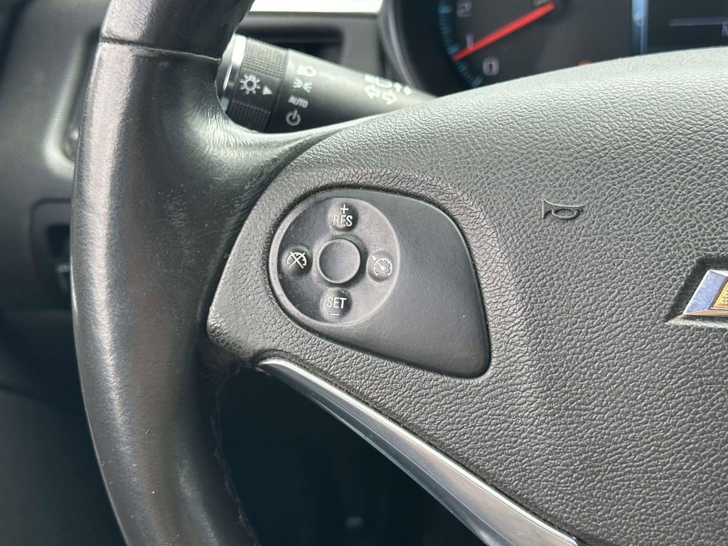 Used 2015 Chevrolet Impala LT FWD image 22