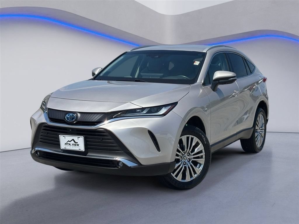 Used 2023 Toyota Venza Limited AWD/4WD image 2