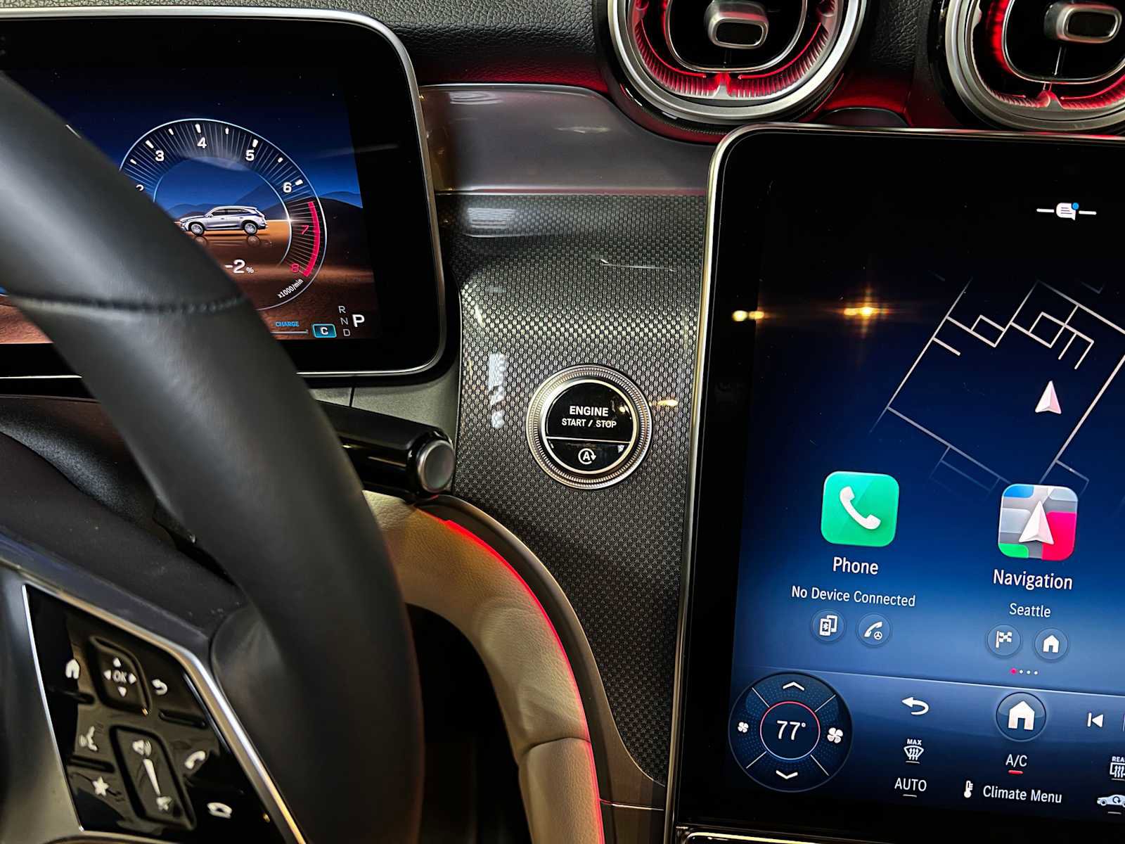 Certified 2025 Mercedes-Benz GLC 300 4MATIC image 28