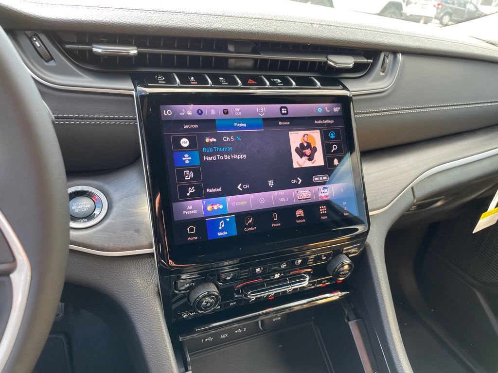 New 2025 Jeep Grand Cherokee Limited w/ Luxury Tech Group II AWD/4WD image 15