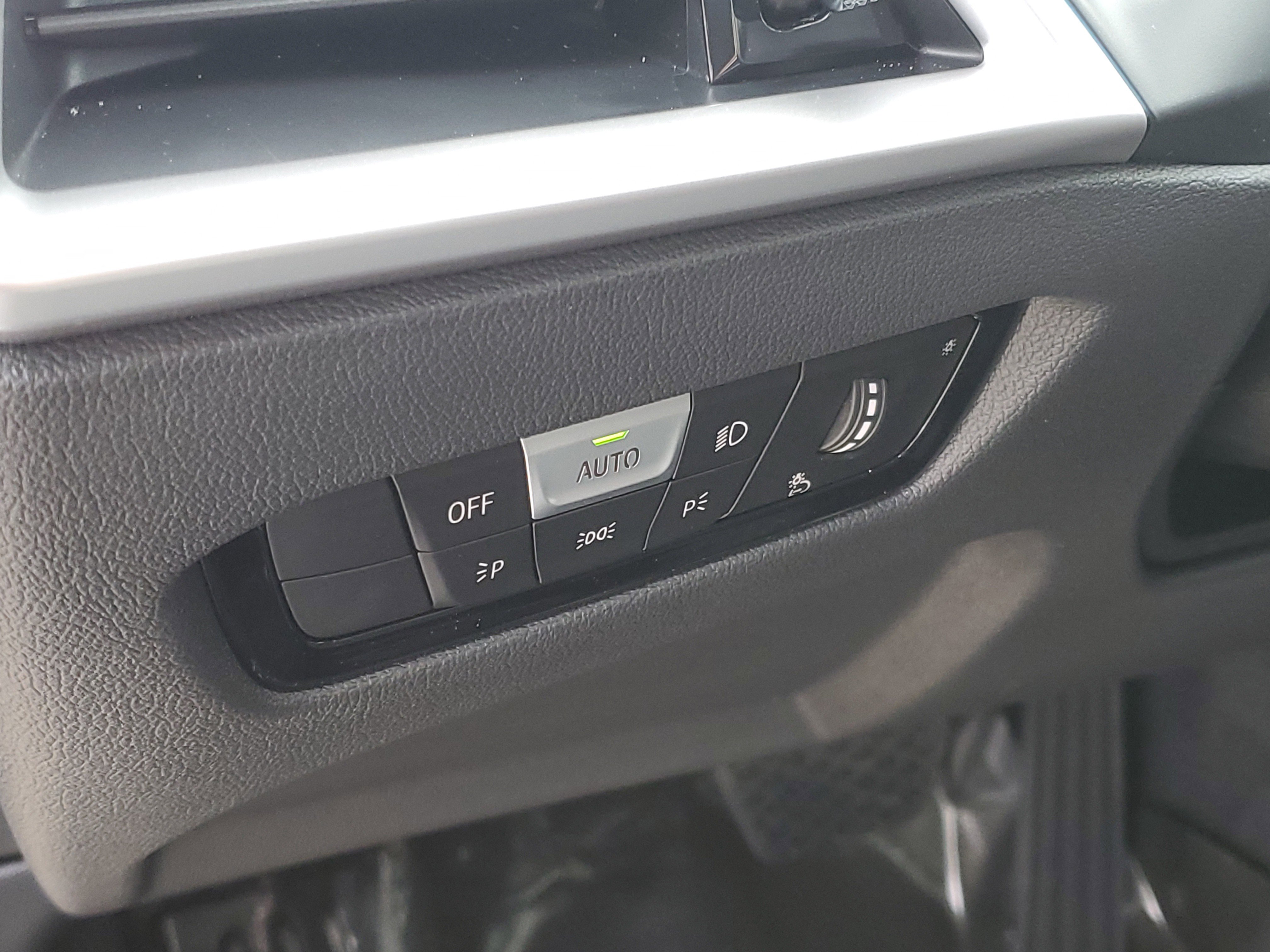 New 2026 BMW i4 xDrive40i w/ Premium Package image 11