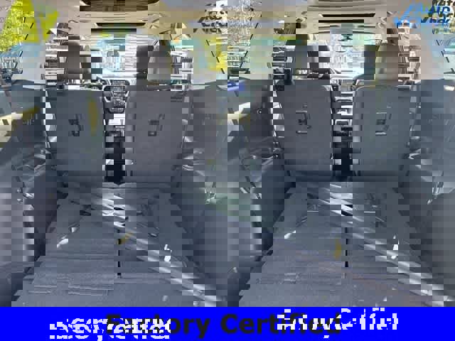 Certified 2023 GMC Acadia SLT w/ Elevation Edition image 12