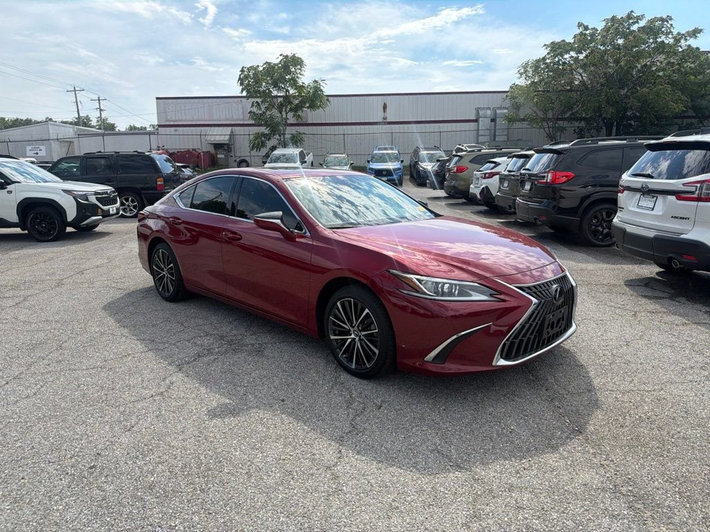 Used 2024 Lexus ES 350 w/ Premium Package