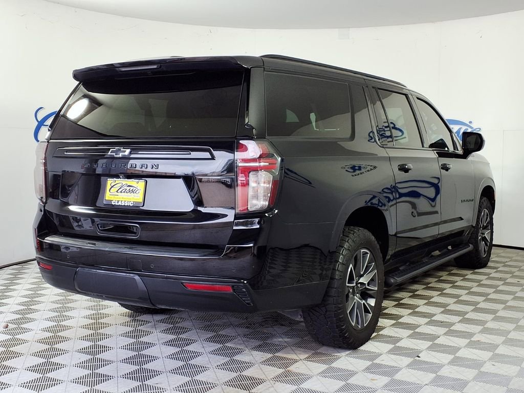 Used 2023 Chevrolet Suburban Z71 AWD/4WD image 6