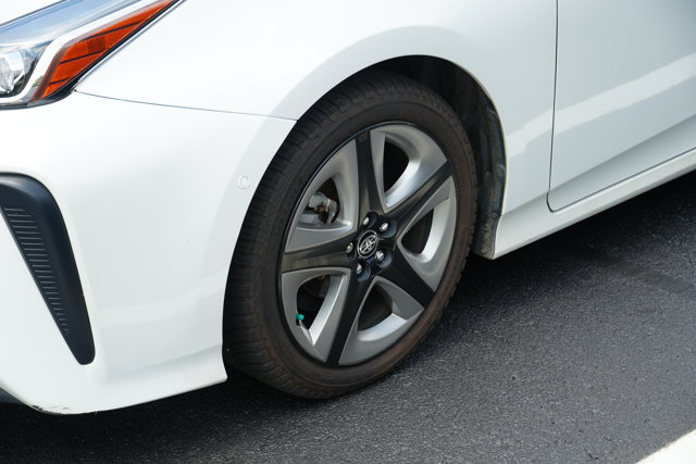 Used 2021 Toyota Prius Limited FWD image 9