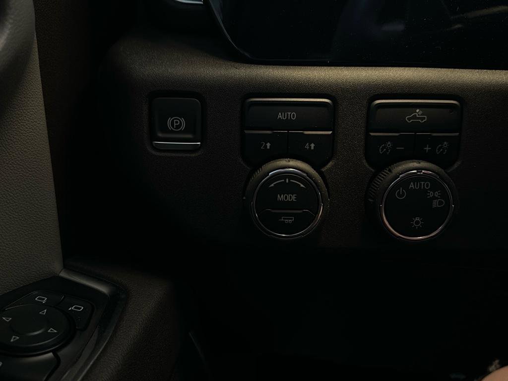 New 2025 Chevrolet Silverado 1500 LT w/ Protection Package image 30