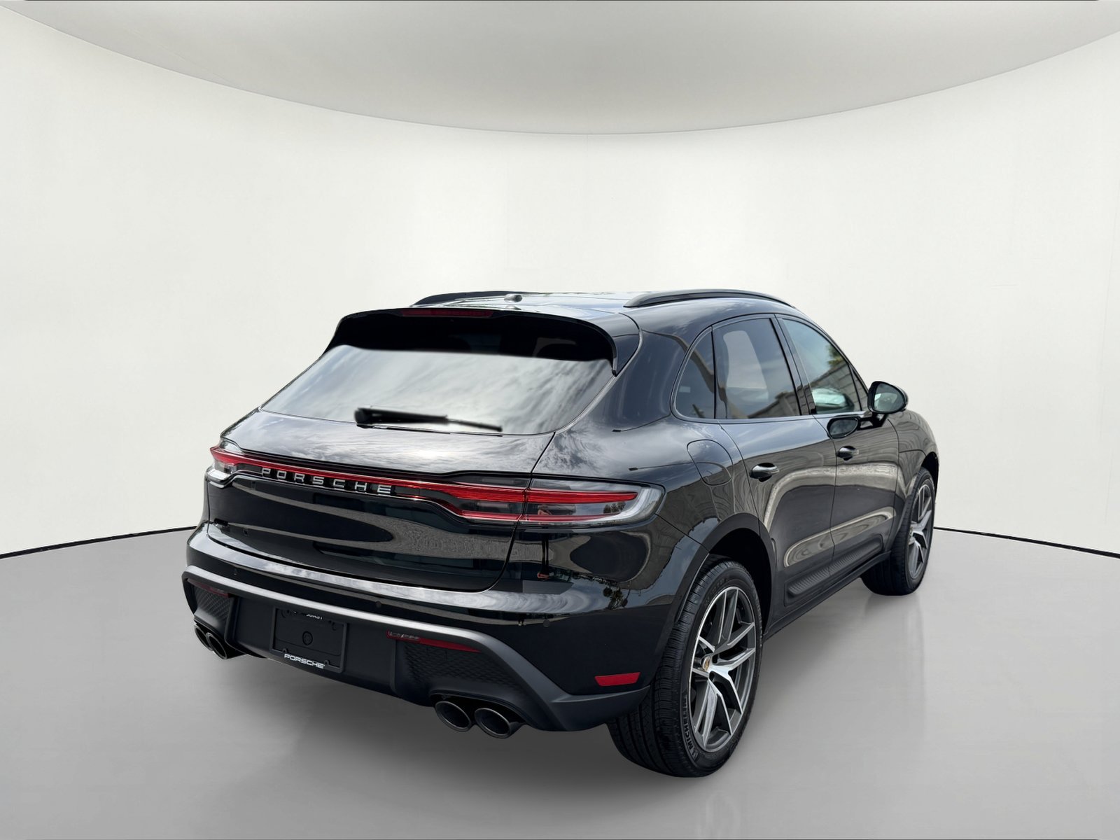 New 2026 Porsche Macan AWD/4WD image 6