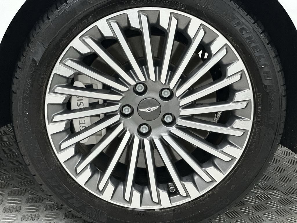 Certified 2024 Genesis G80 AWD/4WD image 11