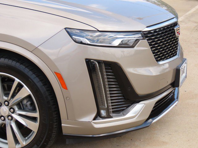 Used 2022 Cadillac XT6 Premium Luxury w/ Technology Package FWD image 5