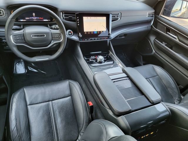 Certified 2024 Jeep Wagoneer L Base w/ Rear Seat Video Group 1 image 39