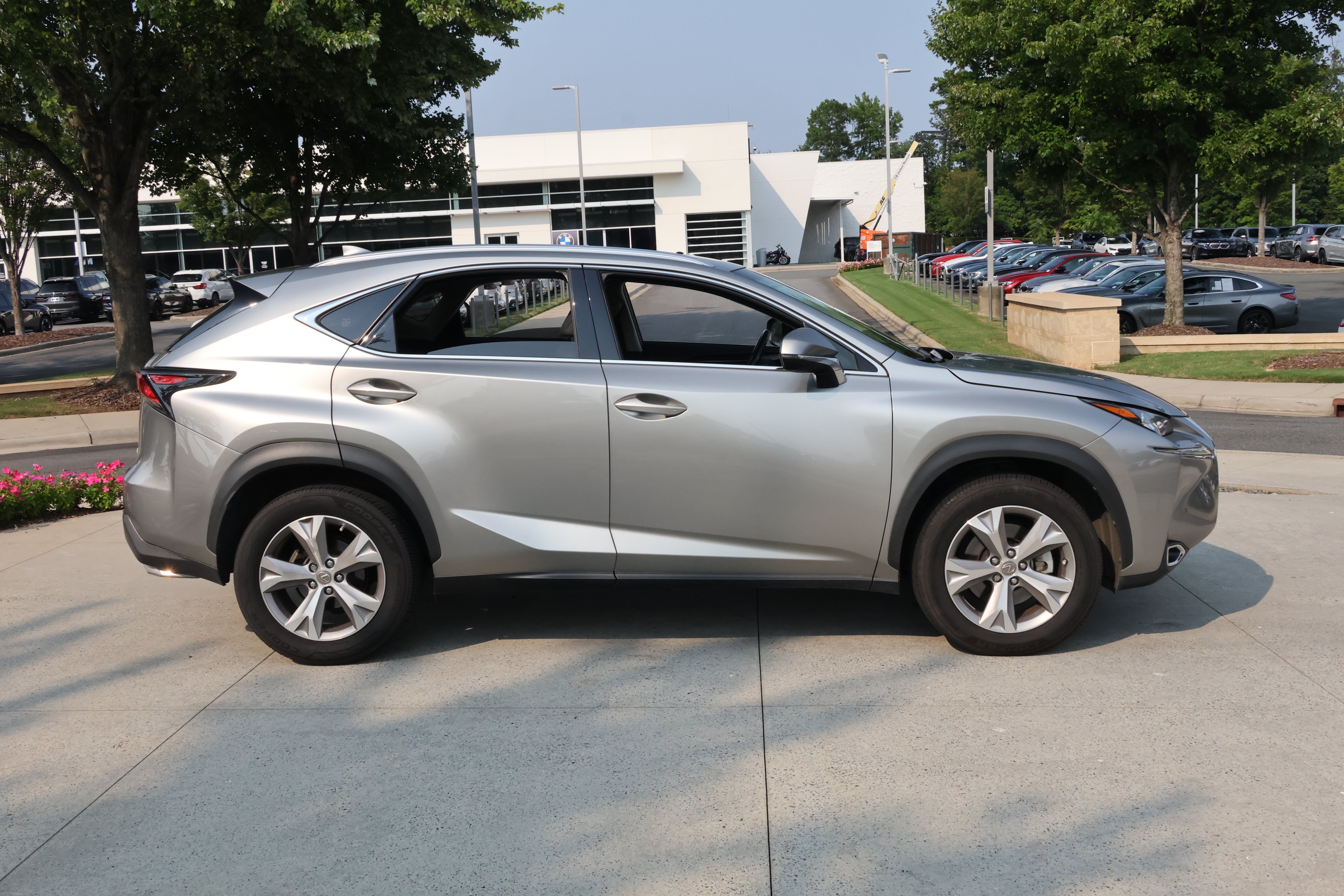 Used 2017 Lexus NX 200t FWD w/ Premium Package image 10