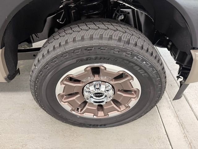 New 2026 Ford F250 4x4 Crew Cab Super Duty image 5