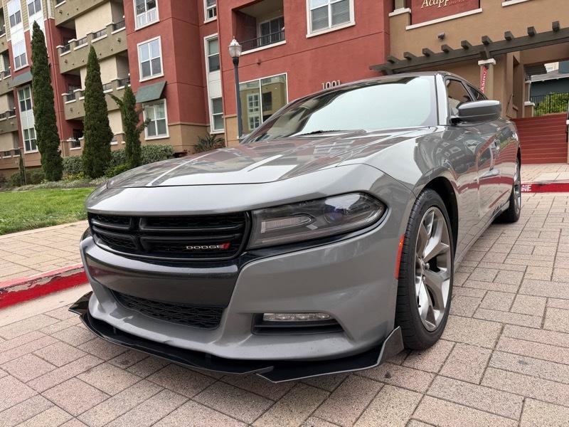 Used 2017 Dodge Charger R/T w/ Navigation & Travel Group RWD image 32