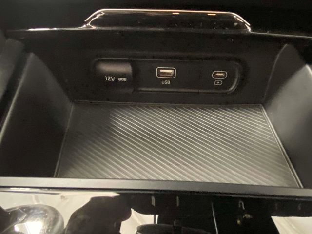 Used 2023 Kia Sportage LX image 19