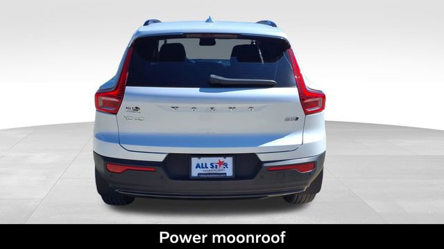 Certified 2023 Volvo XC40 B5 Plus w/ Driver Assist Package image 7