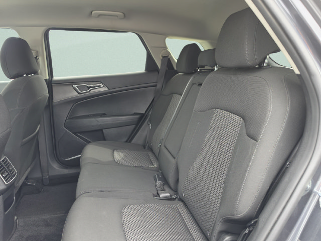 Used 2023 Kia Sportage LX FWD image 26