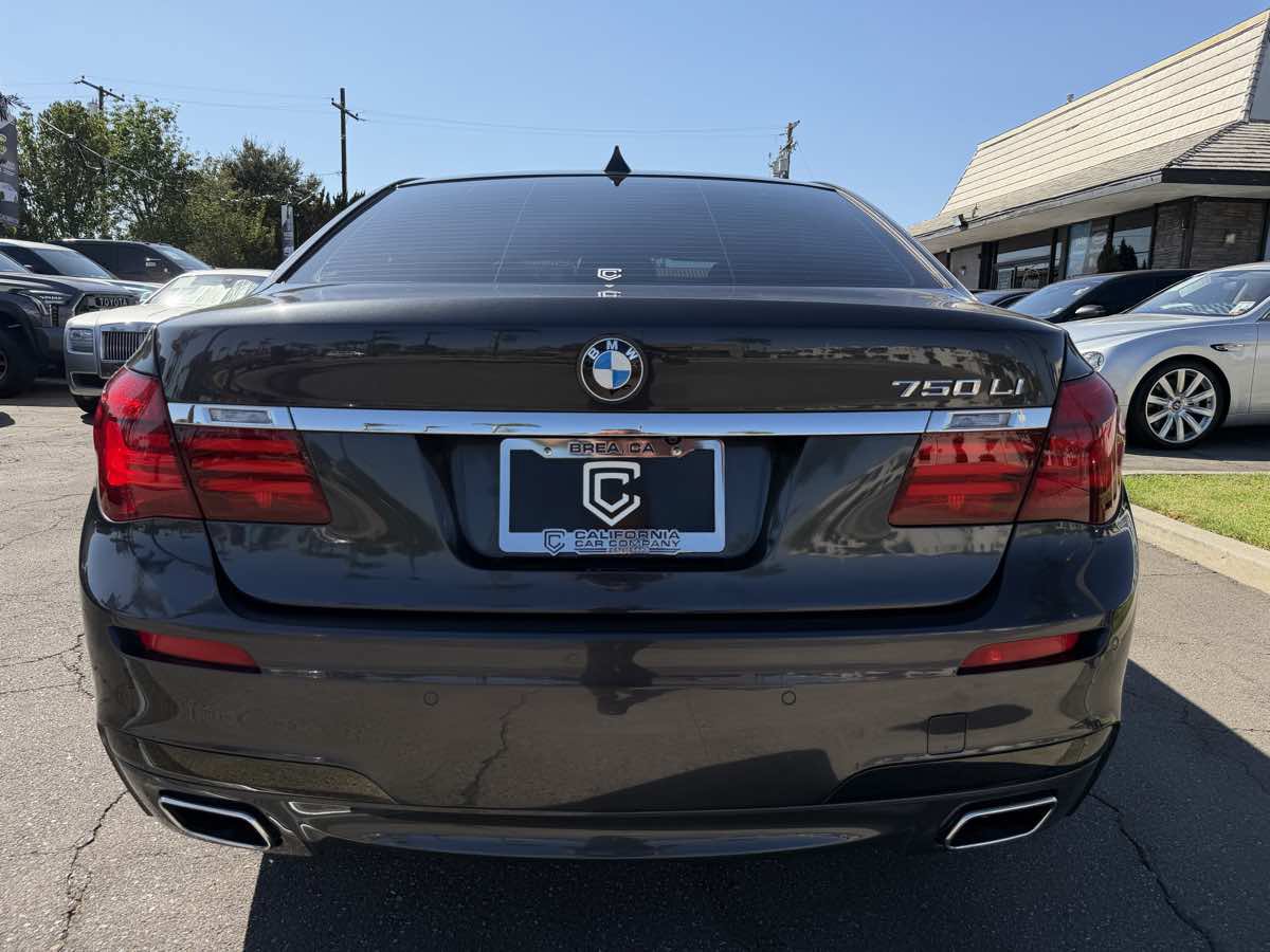 Used 2015 BMW 750Li RWD image 5