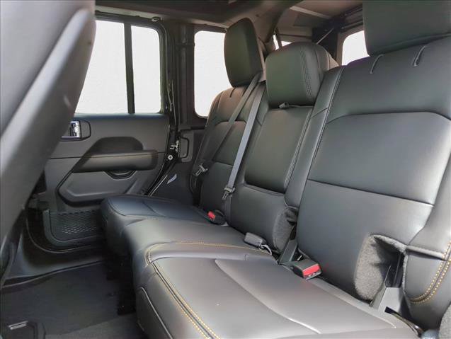 New 2025 Jeep Wrangler Unlimited Sahara w/ Safety Group AWD/4WD image 16