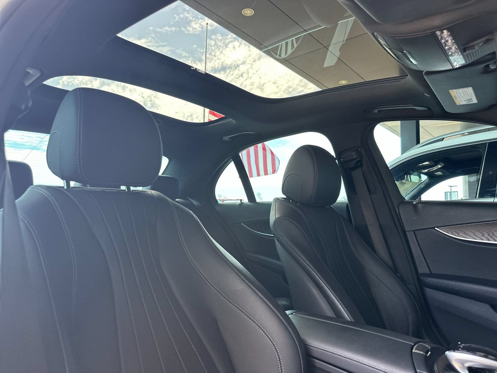 Used 2020 Mercedes-Benz E 350 Sedan image 15