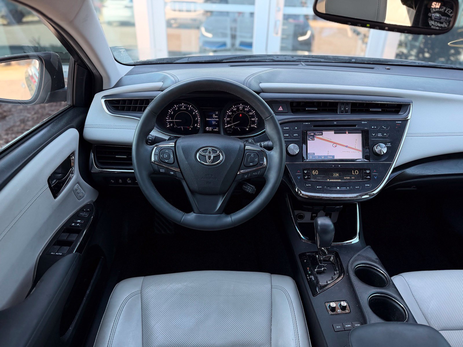 Used 2016 Toyota Avalon Limited w/ Toyota Safety Sense Package FWD image 34