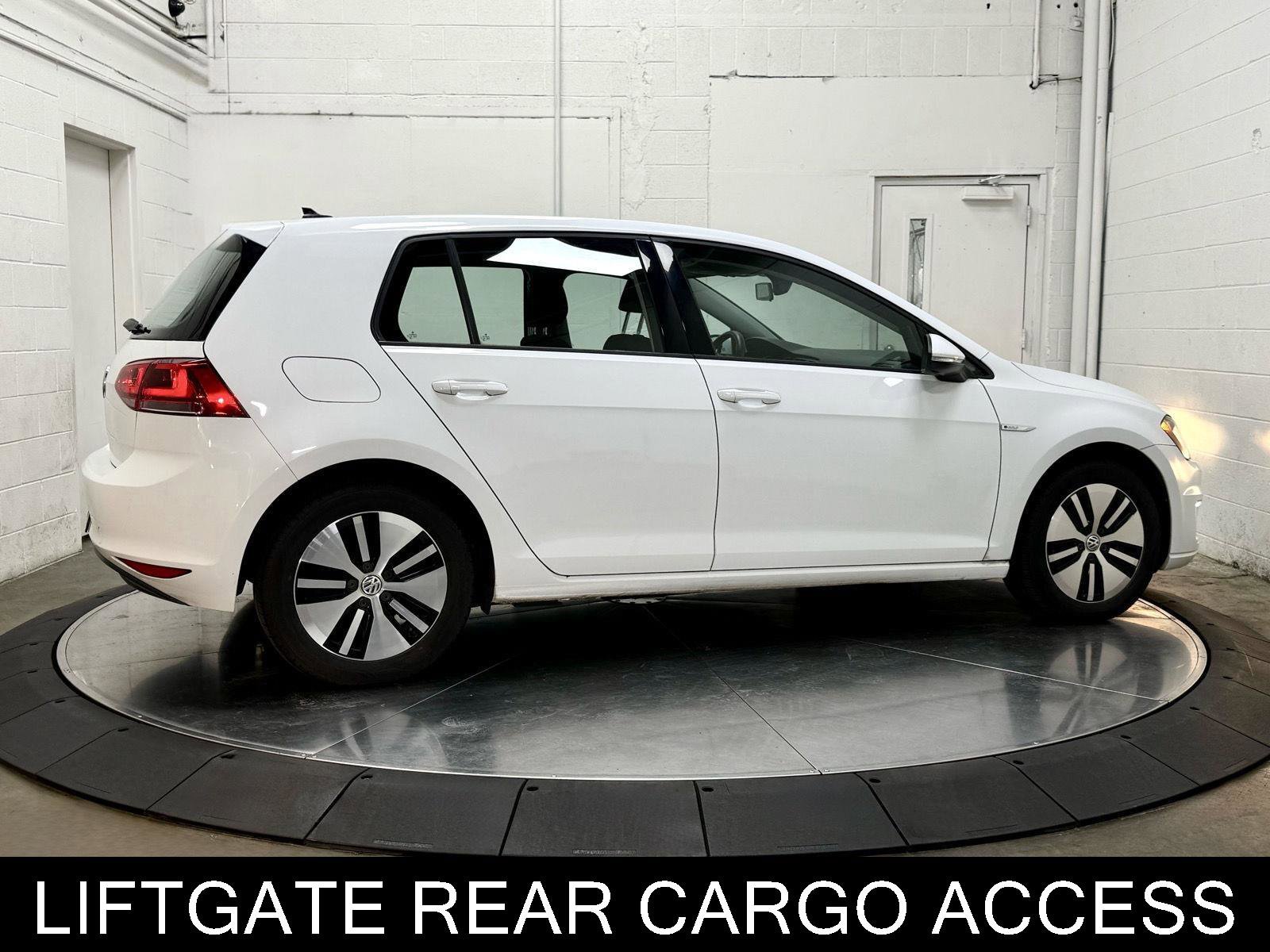 Used 2016 Volkswagen e-Golf SE w/ DC Fast Charging Package FWD image 8