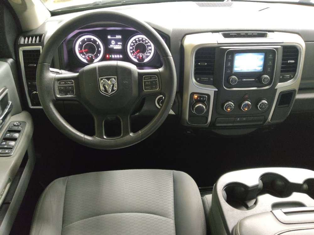 Used 2020 RAM 1500 Classic SLT RWD image 22