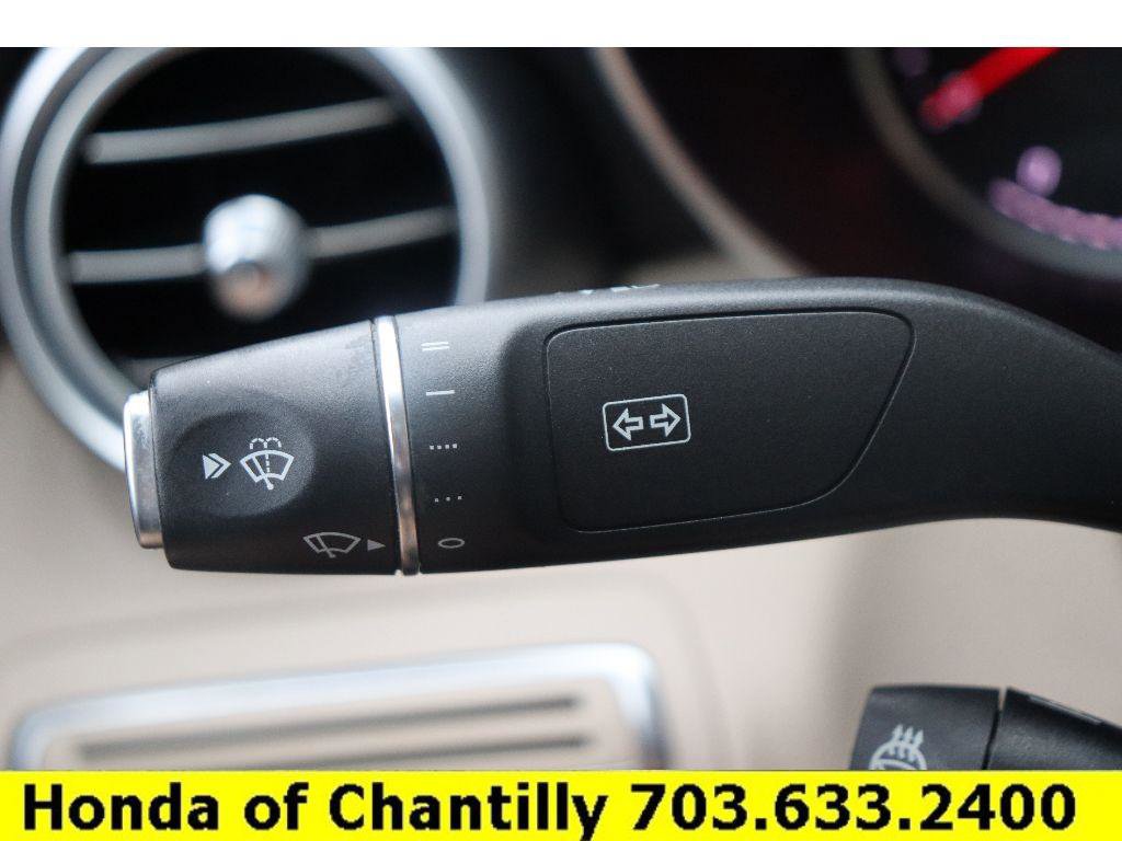 Used 2020 Mercedes-Benz C 300 4MATIC Sedan image 11