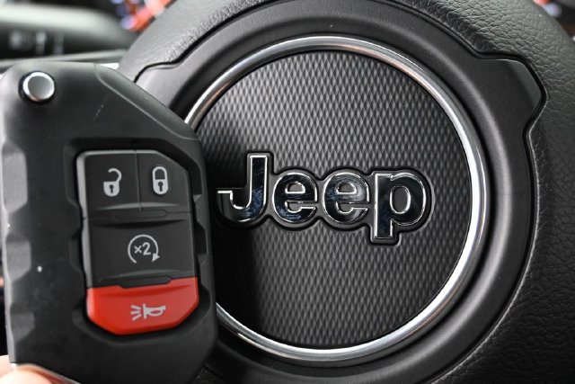 New 2026 Jeep Gladiator Sport AWD/4WD image 40