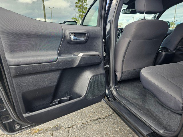 Used 2019 Toyota Tacoma TRD Off-Road AWD/4WD image 22