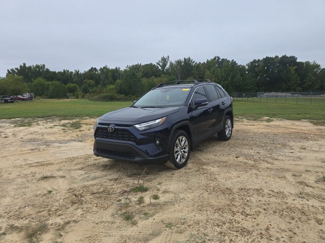 Used 2025 Toyota RAV4 XLE Premium FWD image 2