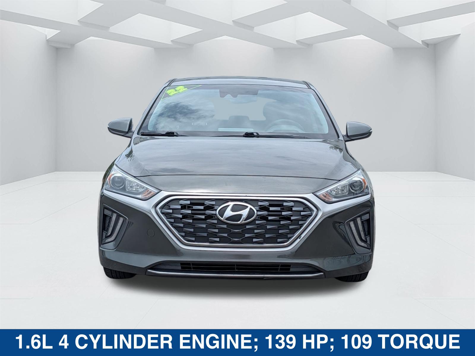 Used 2022 Hyundai Ioniq SE FWD image 9